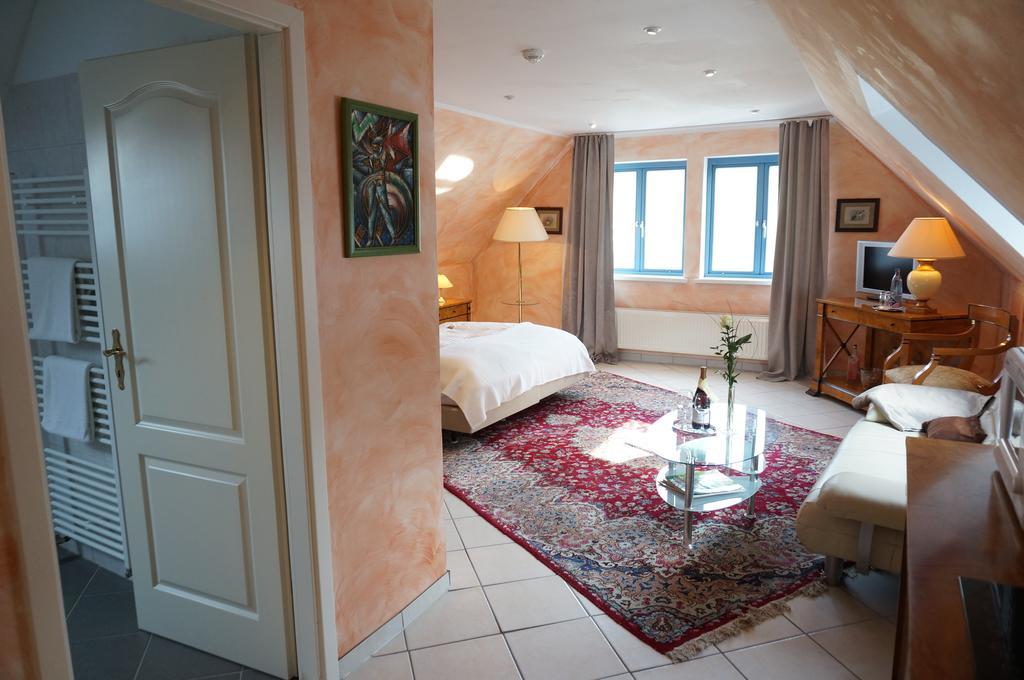 Hotel Goldener Anker 보덴웨르데르 객실 사진